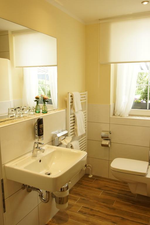 Hotel Gut Moschenhof Ντίσελντορφ Εξωτερικό φωτογραφία