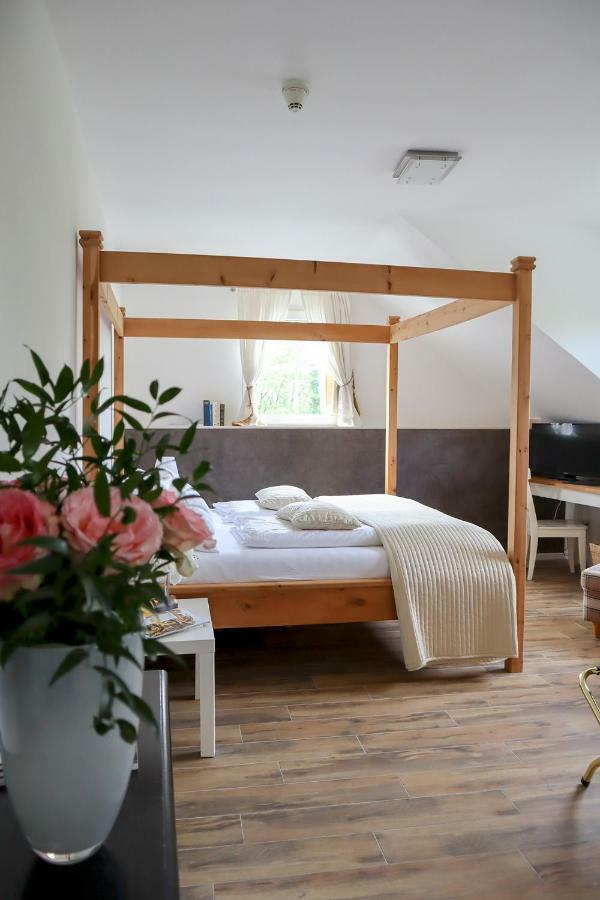 Hotel Gut Moschenhof Ντίσελντορφ Εξωτερικό φωτογραφία