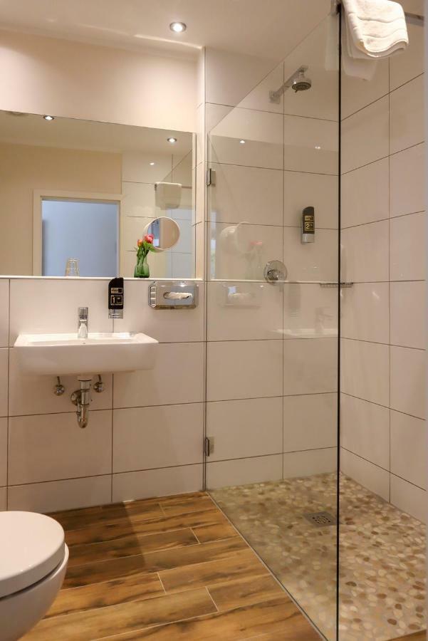 Hotel Gut Moschenhof Ντίσελντορφ Εξωτερικό φωτογραφία